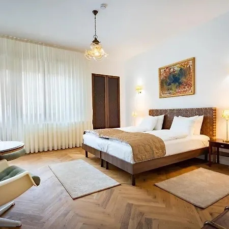 Lägenhetshotell Nobel Boutique 3*