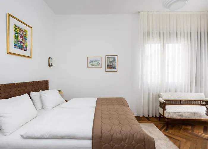 Nobel Boutique 3*