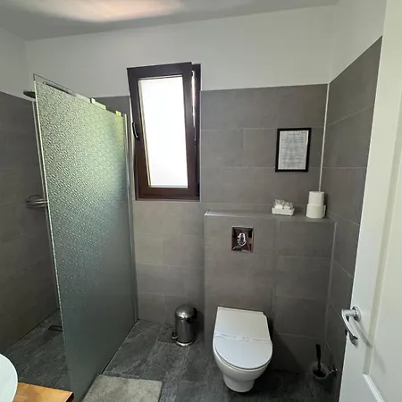 Nobel Boutique מלון דירות