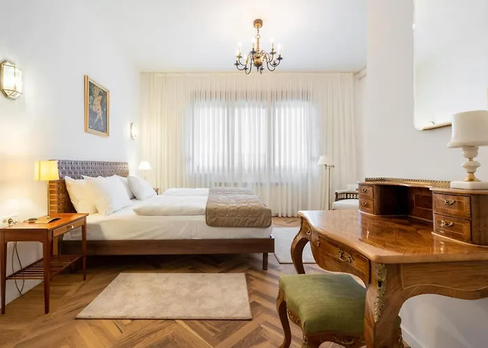 Nobel Boutique Apartahotel 3*